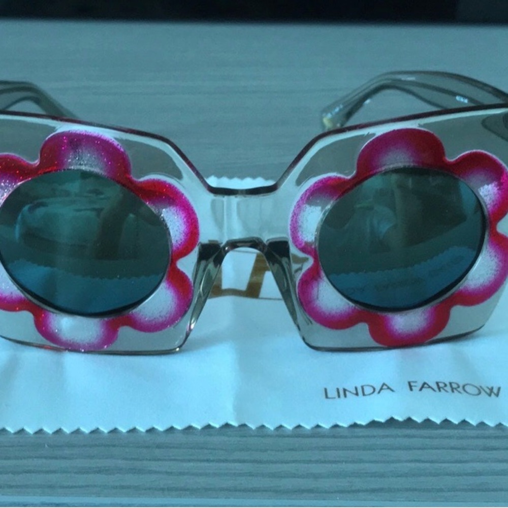 LINDA FARROW Sunglasses